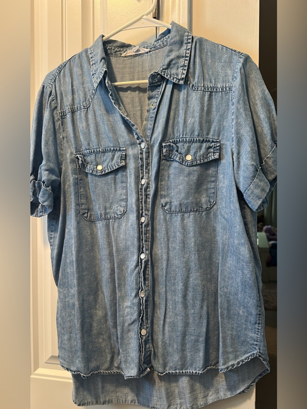 Casual Light Blue Denim Button-Down Top